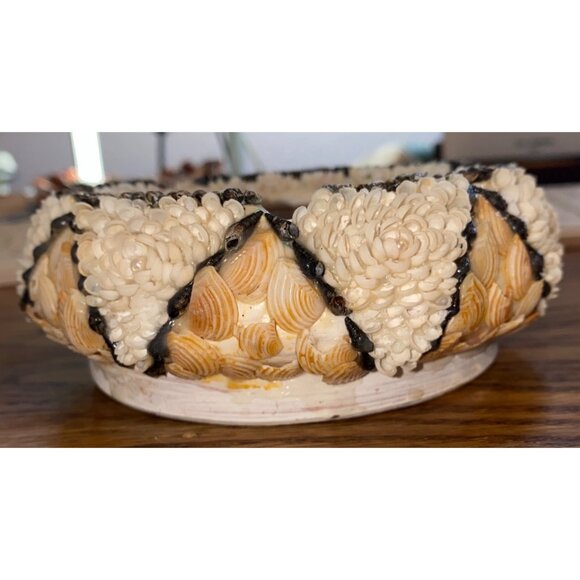 Vintage Handmade Shell-Encrusted Decorative Bowl - Picture 4 of 13